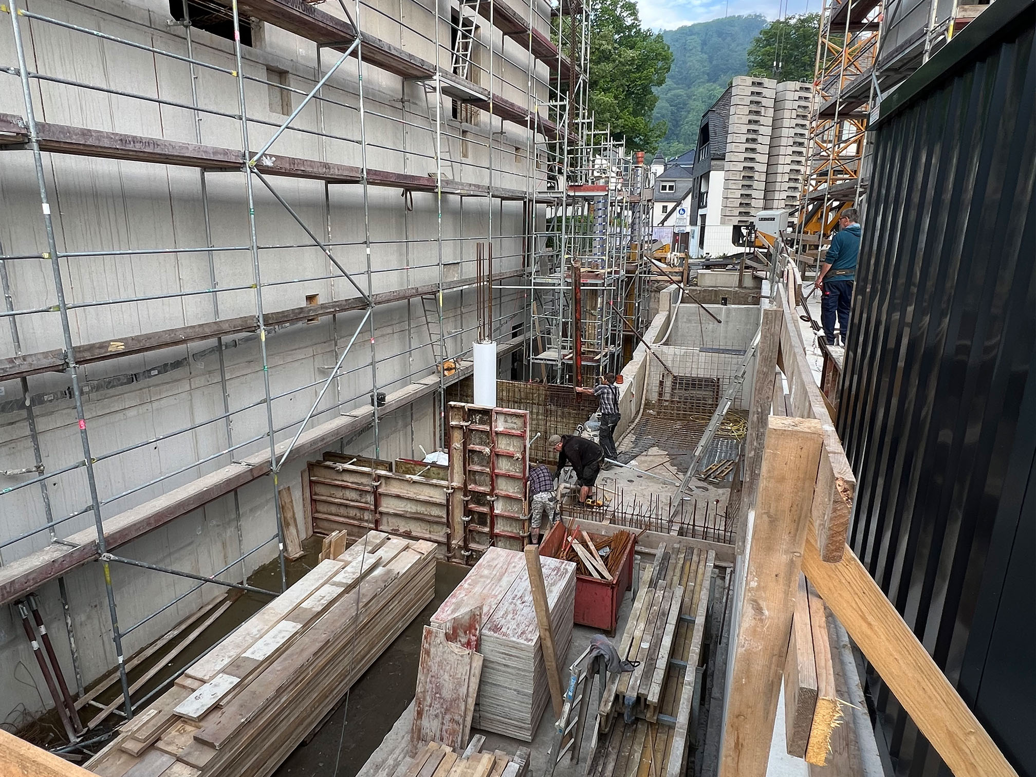 Umbau und Erweiterung Wohn- und Geschäftshaus